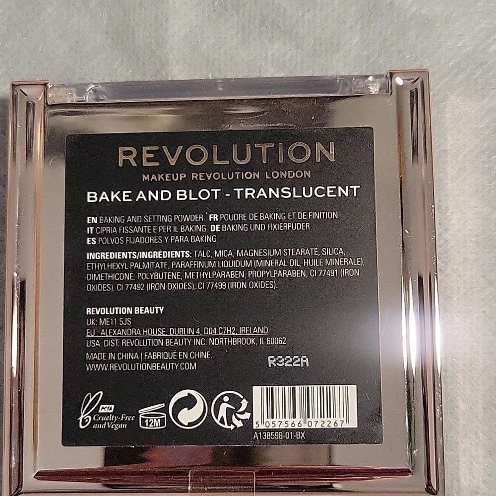 REVOLUTION Fair-Light Skin Face Bundle
